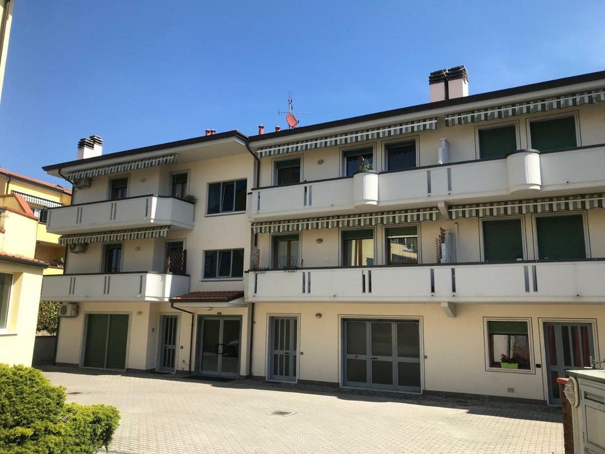 Fuori Porta Nuova Apartment Sarzana Exterior photo